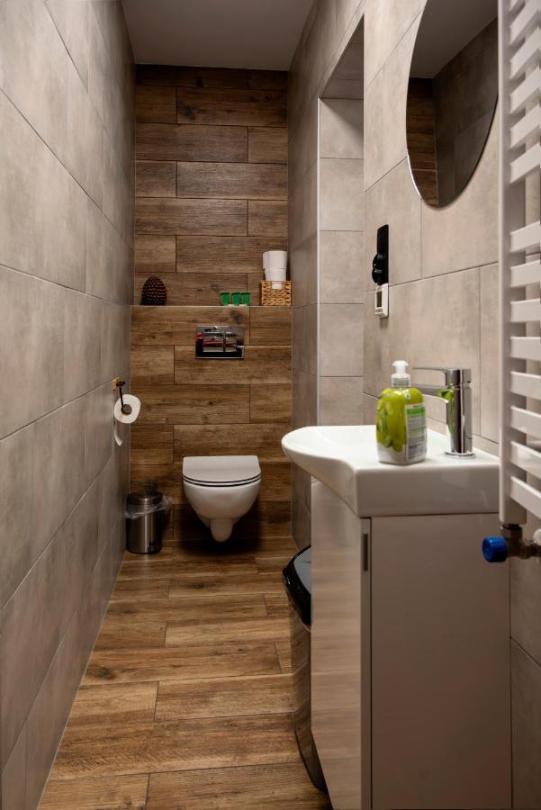 Camera Familiare con Bagno Privato
