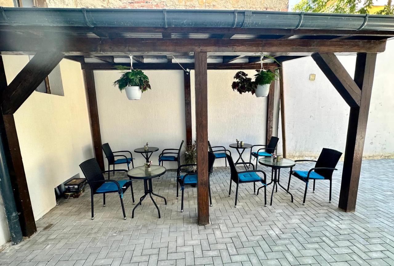 Stay Inn Central Brasov Apartments - B&B