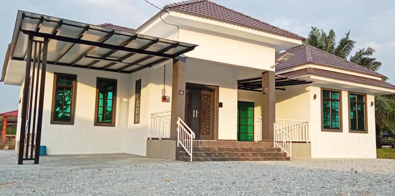 B&B Parit Bakar - Homestay Asam Pedas Parit Jawa Muar - Bed and Breakfast Parit Bakar