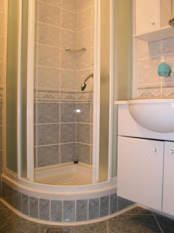 Petite Chambre Double ou Lits Jumeaux