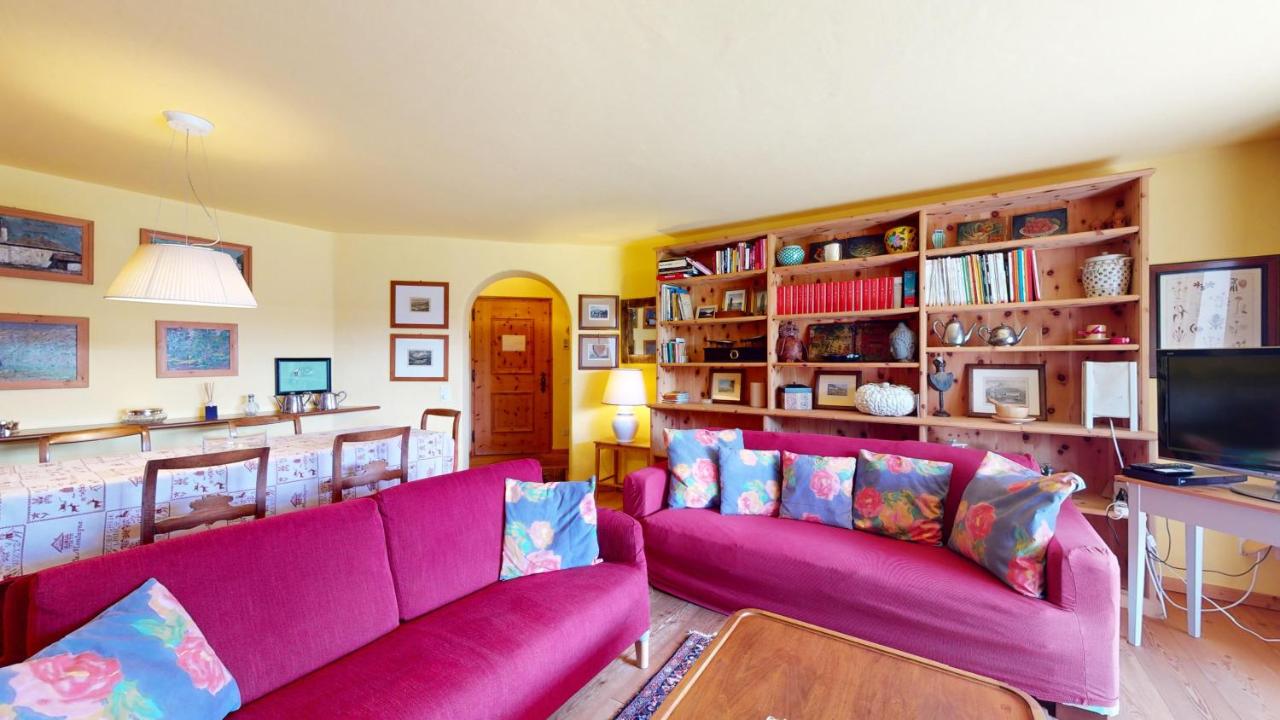 Champagna 5 - Bed and Breakfast Silvaplana