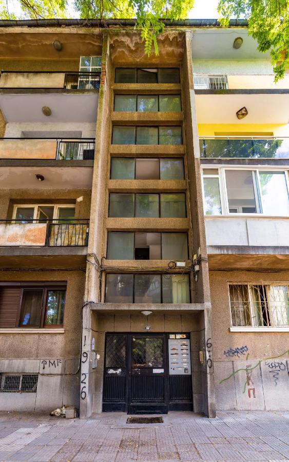 The Plovdiv Pad Your 1-BD Hideaway in the Center by Flat Mаnager - B&B
