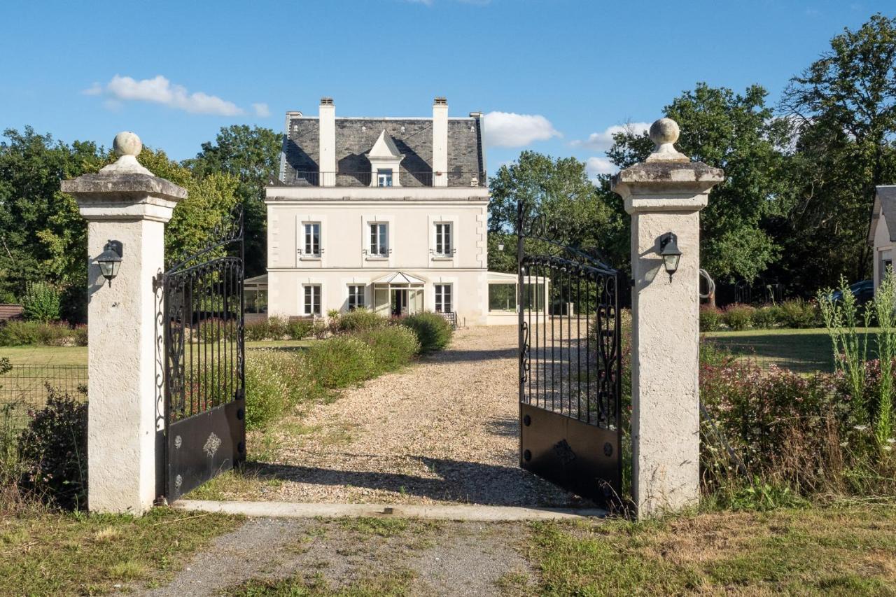 B&B La Vernelle - Manoir du Val Fouzon - Bed and Breakfast La Vernelle