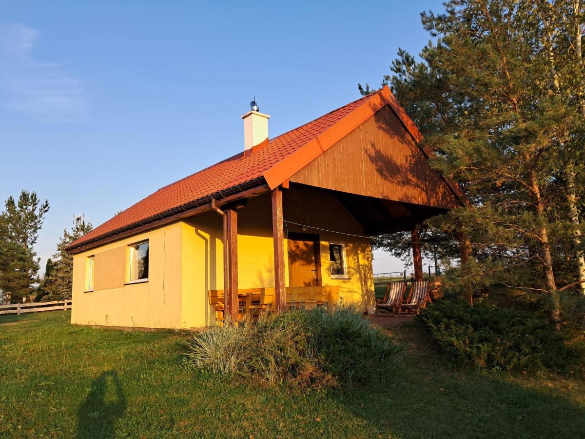 Cottage with Lake View