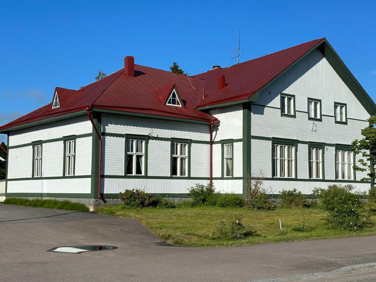 Majoitus Wanhapankki, huoneisto B2 - B&B
