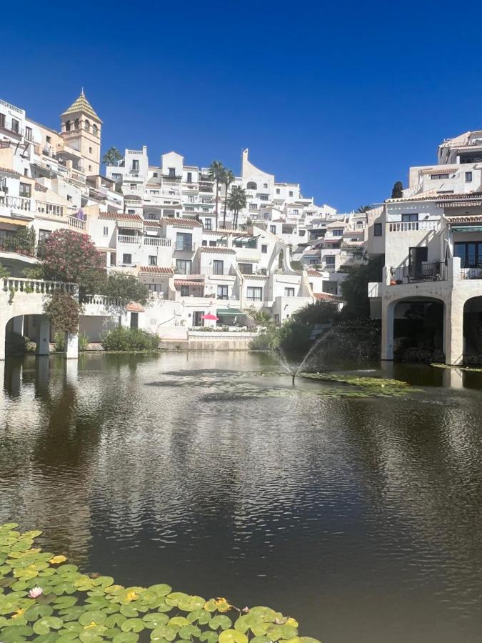 Burriana Playa Sea View Apartment - Bed and Breakfast