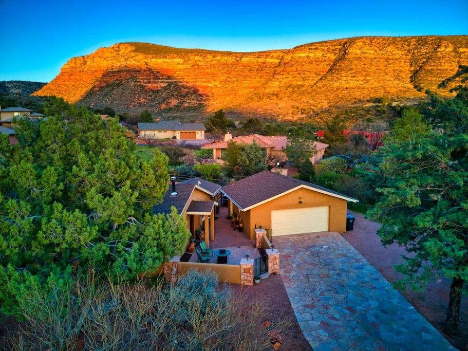 B&B Sedona - Sedona's StarGazing Luxury Paradise. Red Rock Views! - Bed and Breakfast Sedona