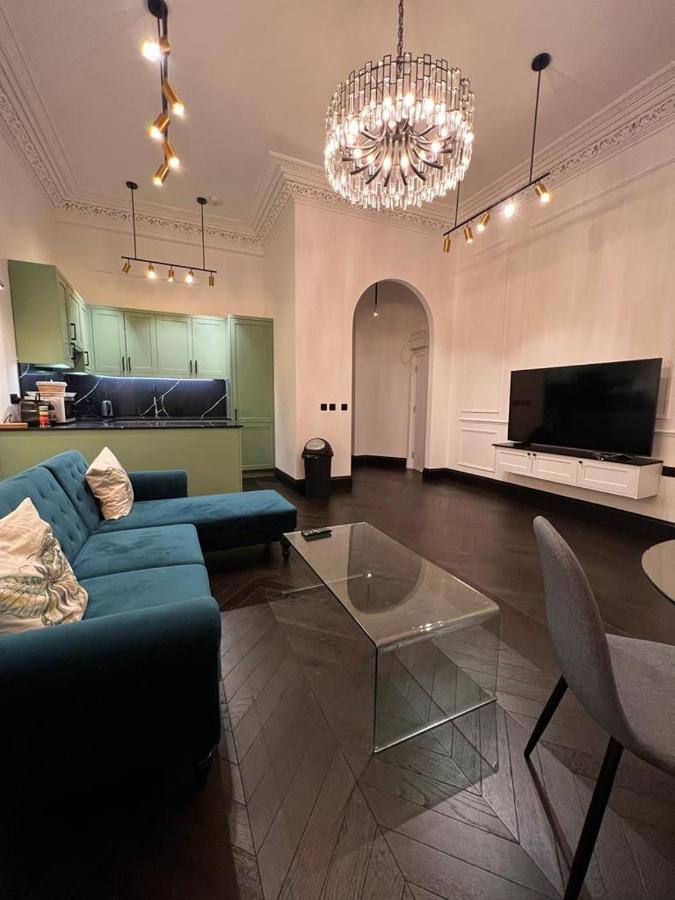 Earl's Court Luxe Apartment - Ferienwohnung London