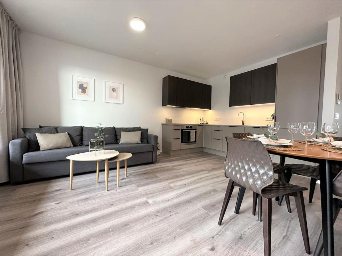 Selfoss Apartment - Stylish & Modern - Bed and Breakfast