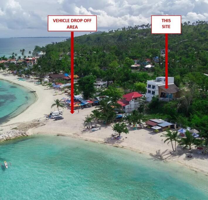 The Verge Cebu Beachfront King Bed Pool Villa - 12 Minutes to Kawasan Falls Canyoneering - Bed and Breakfast Badian