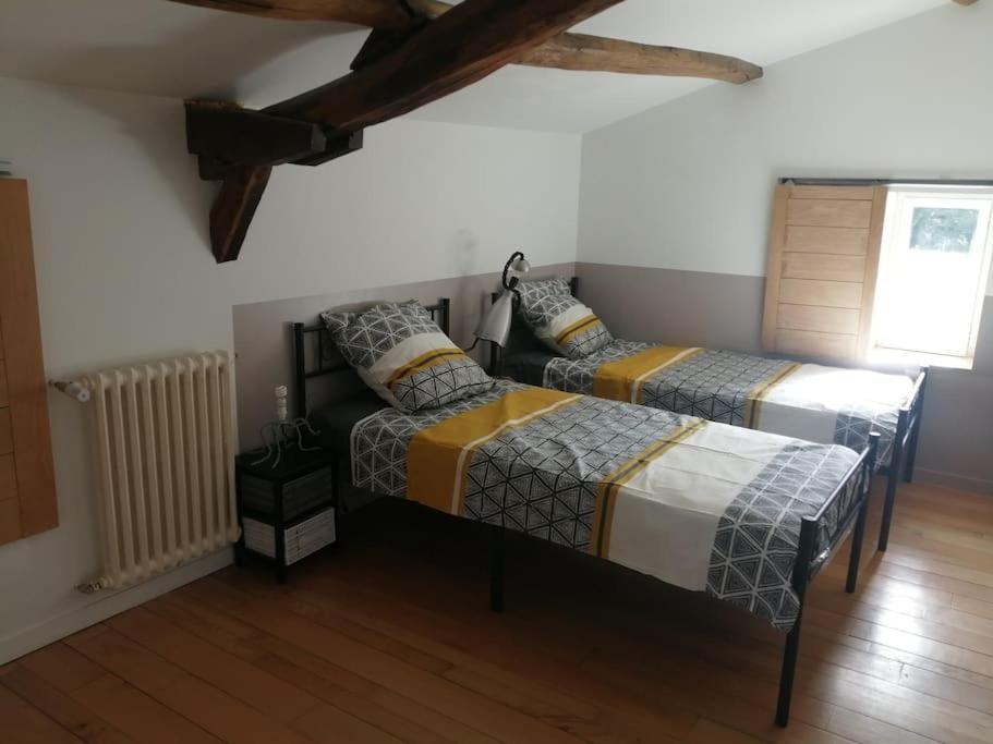 maison pleine de charme - Bed and Breakfast Saint-Étienne-de-Mer-Morte