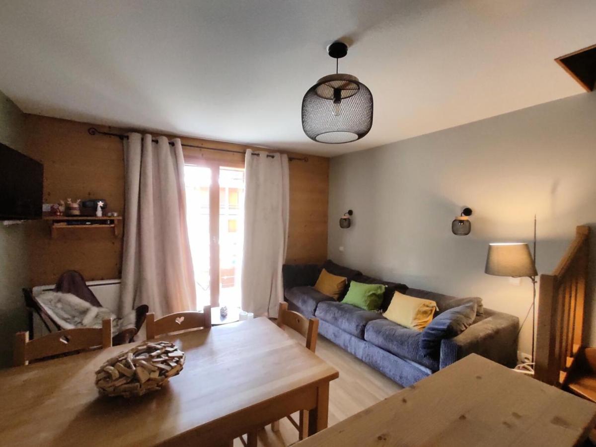 B&B Vars - Les Chalets Des Rennes - 3 Pièces pour 6 Personnes 474 - Bed and Breakfast Vars