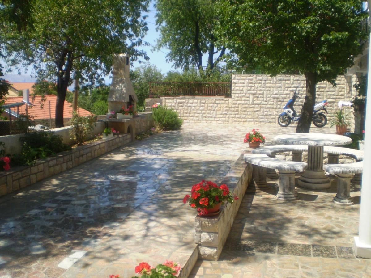 Apartments Barbara - Bed and Breakfast Senj