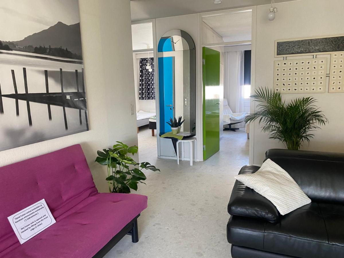 B&B Oulu - Iso kolmio ydinkeskustassa 1-6 hlö Ilm.parkit - Bed and Breakfast Oulu