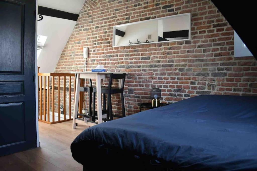 Charmant Studio au Cœur de Béthune - Bed and Breakfast