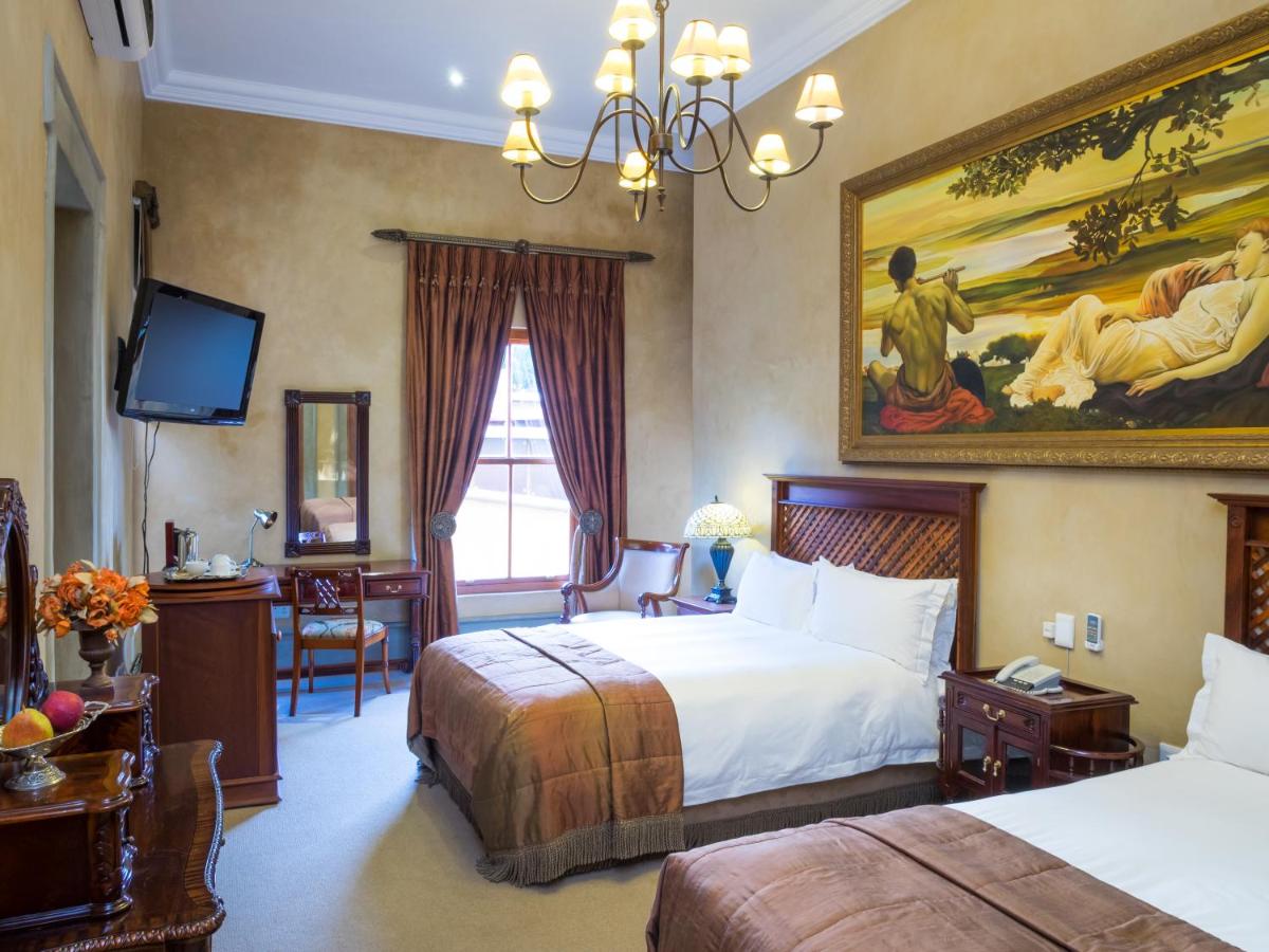 Classic Double Room