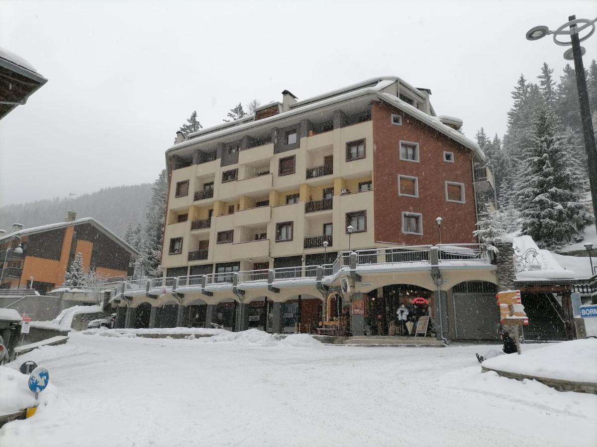 Casa Flippola - Trilocale Santa Caterina Centro Paese - B&B