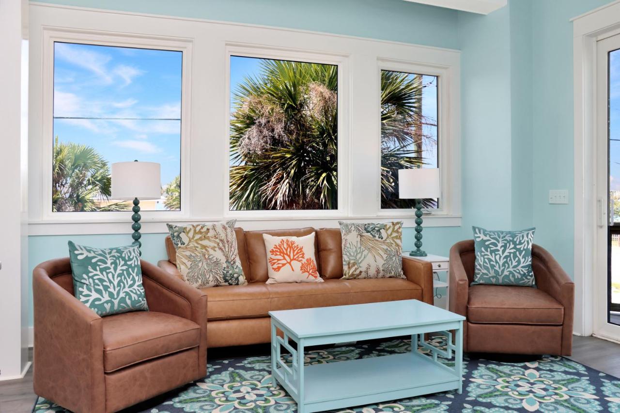 Beach View Upper by Pristine Properties Vacation Rentals - B&B