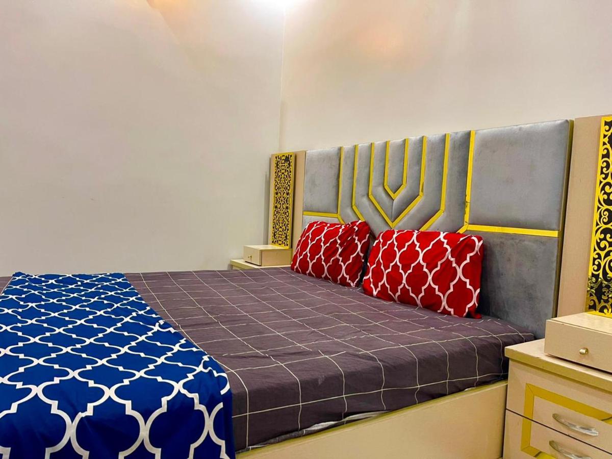 Hotel Elegant Gulshan-e-Iqbal karachi - B&B Karachi