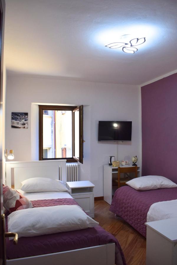 Zweibettzimmer