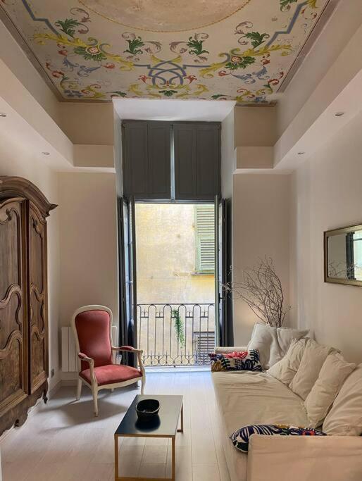 Luxury apartment In the heart of old town Nice. - B&B Nizza