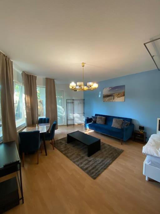 B&B Berlin - apartment with balcony - Bed and Breakfast Berlin