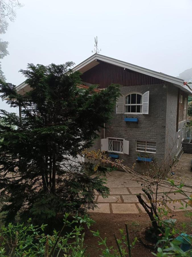 Casa de Campos do Jordao no alto da Vila Inglesa com vista maravilhosa - Ferienwohnung Campos do Jordão