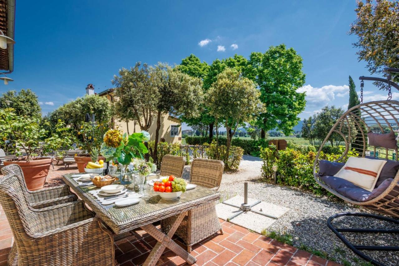 Elisa Farmhouse Apartment in Wine Resort in Lucca - B&B