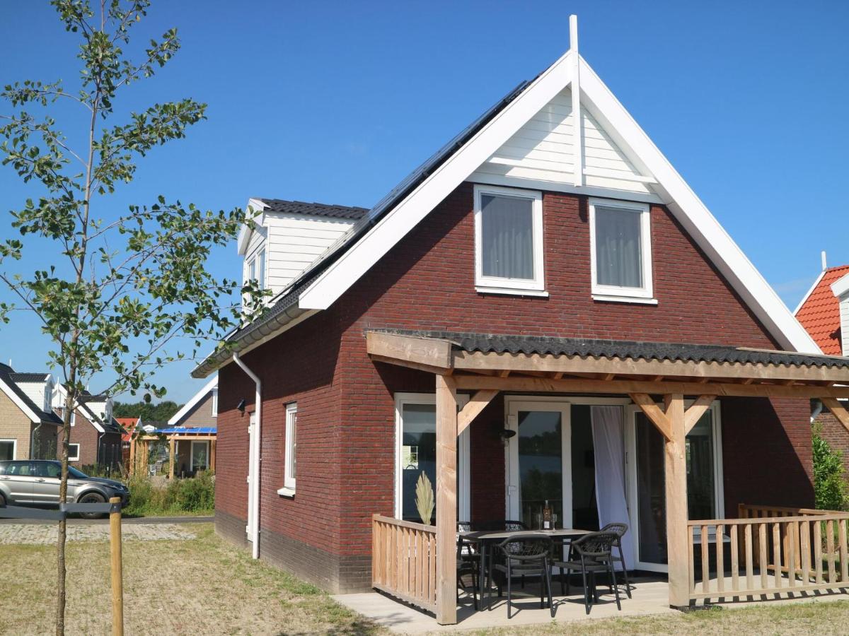 B&B Simonshaven - Lakeview villa with swimming and fishing pier - Bed and Breakfast Simonshaven