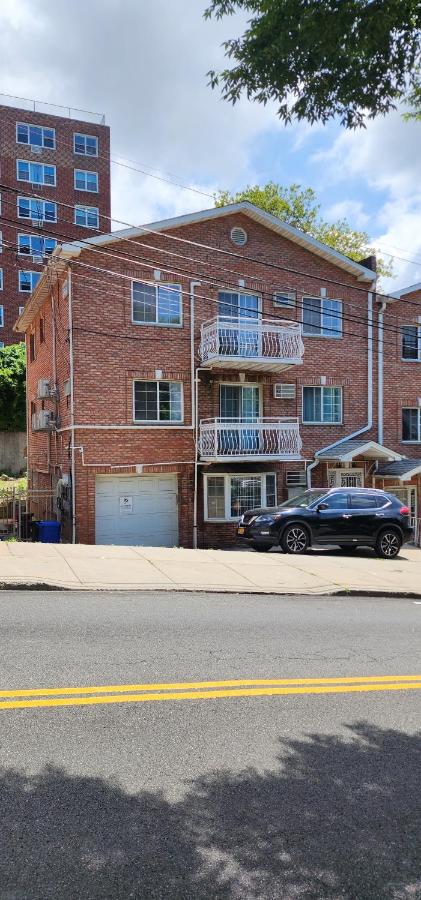 Modern Two Bedroom Apartment Jamaica Queens, NYC - Bed and Breakfast