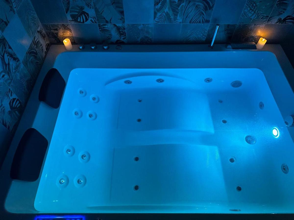 Les pieds dans l'eau TROPICANA - Chambres d’hôtes