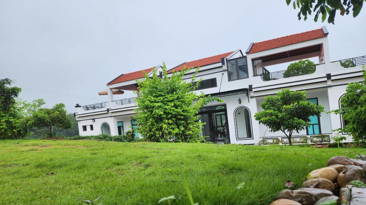 B&B Ba Vì - Mây Trắng Farmstay Villas Venuestay - Bed and Breakfast Ba Vì