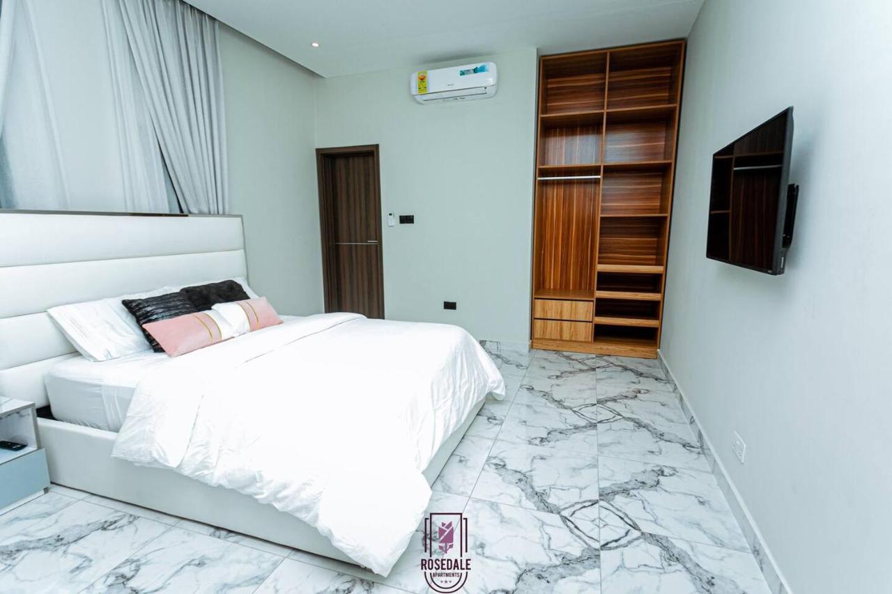 2-BEDRM URBAN Elegance at The Rosedale Apartments - Bed and Breakfast Accra