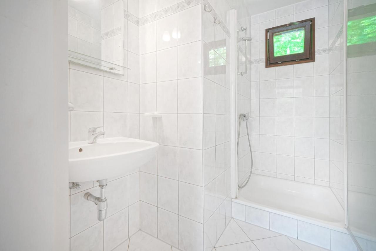 Bungalow (4 Adulti)