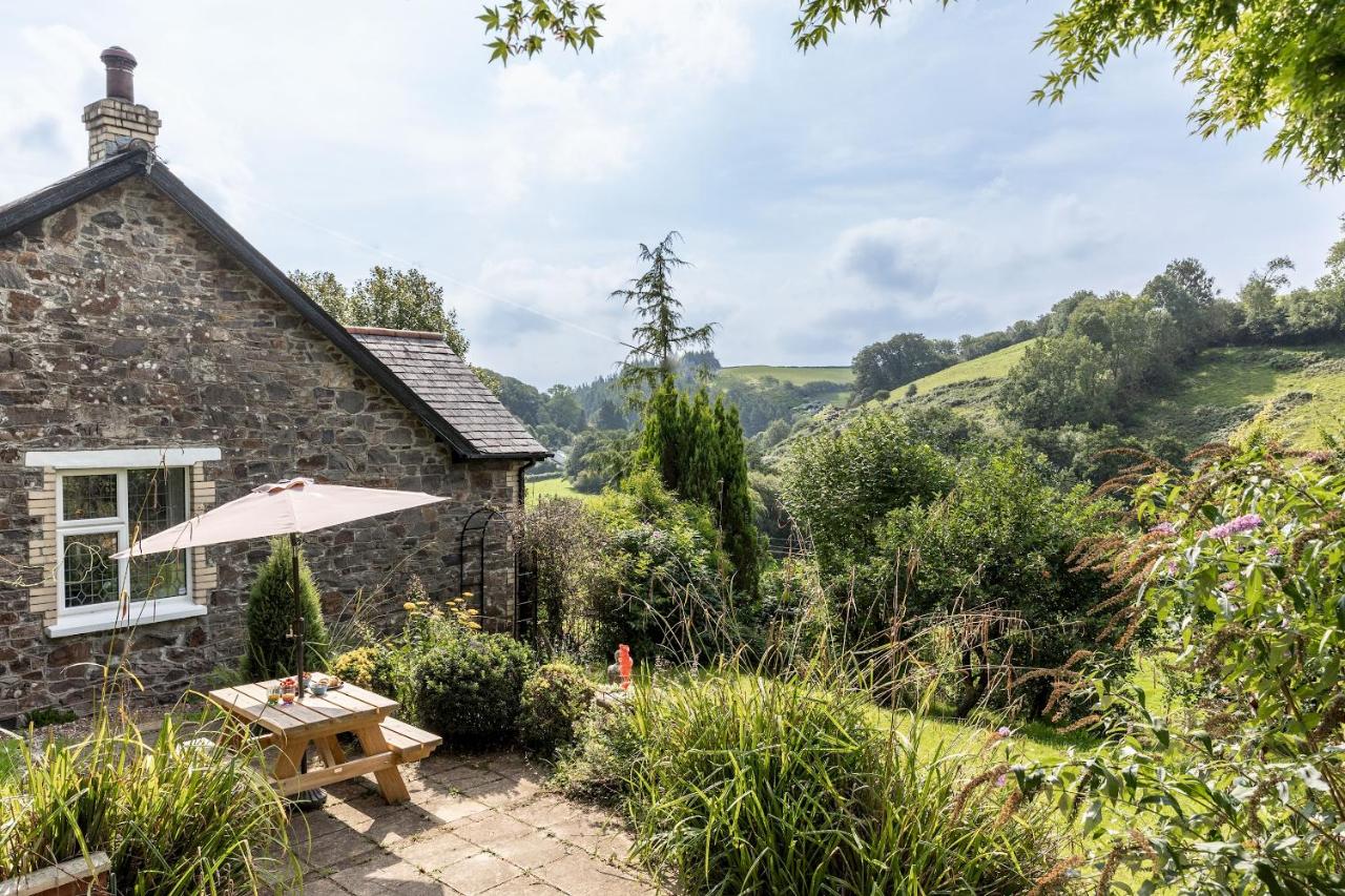 2 bed rural retreat set on the edge of Exmoor - B&B