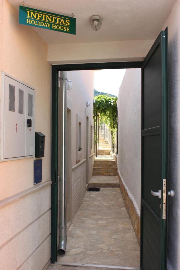 Apartments Infinitas - Ferienwohnung Trogir