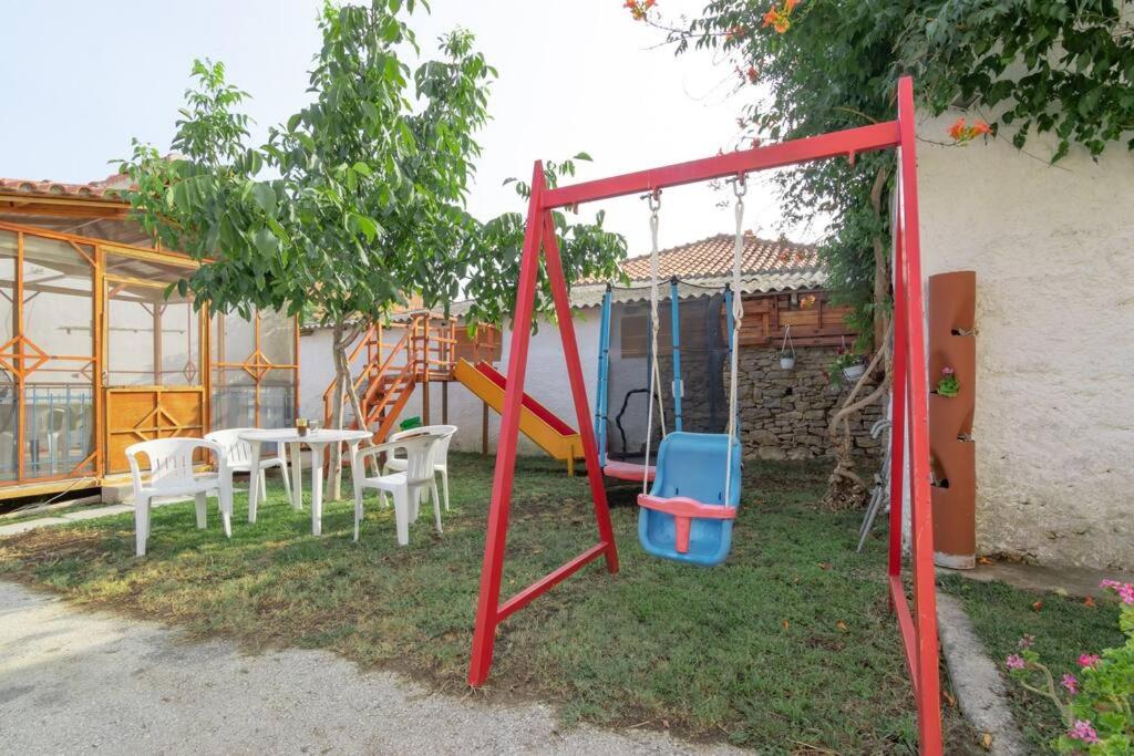 Διαμέρισμα με αυλή στη Μέλισσα - Chambres d’hôtes