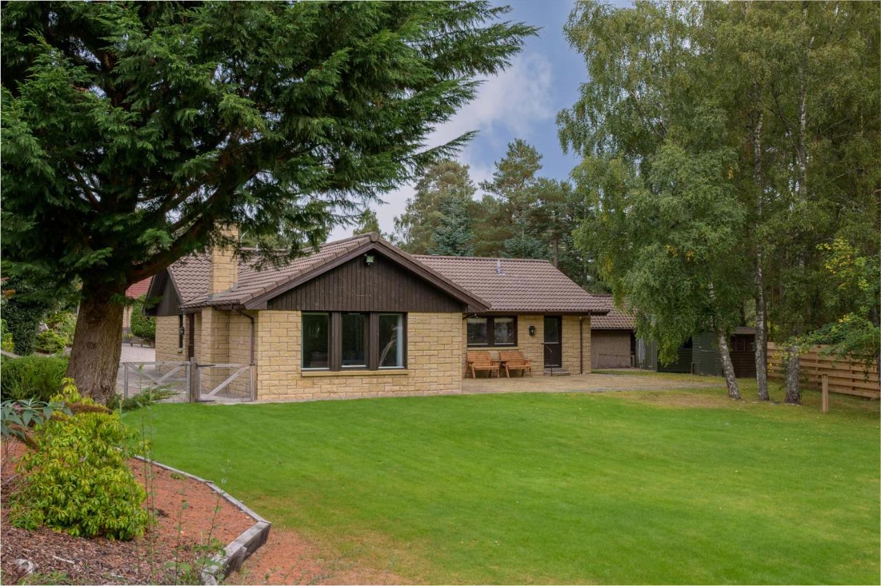 Ballater Bungalow - 4 bed - Beautiful Garden - B&B
