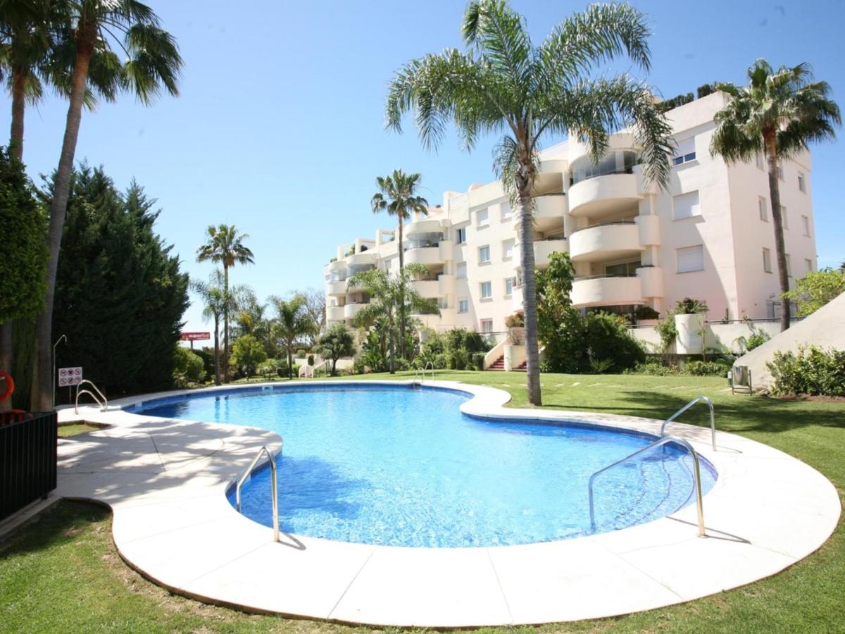 VACATION MARBELLA I Gran Ducado Sky Paradise Penthouse l Golden Mile l Walk to the Sea l Fastest WiFi - Chambres d’hôtes Marbella