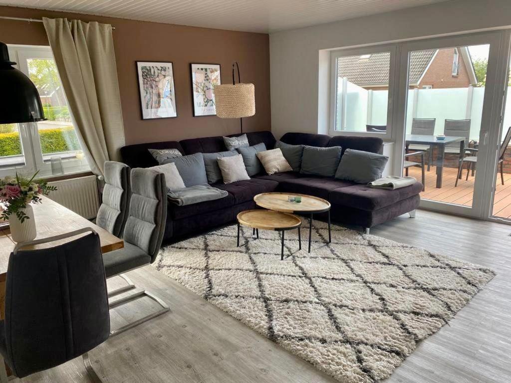 Ferienwohnung Emily    ruhig gelegen und zentral  in Burg  ( 700 m bis Burgstaaken )   - Ferienwohnung Fehmarn