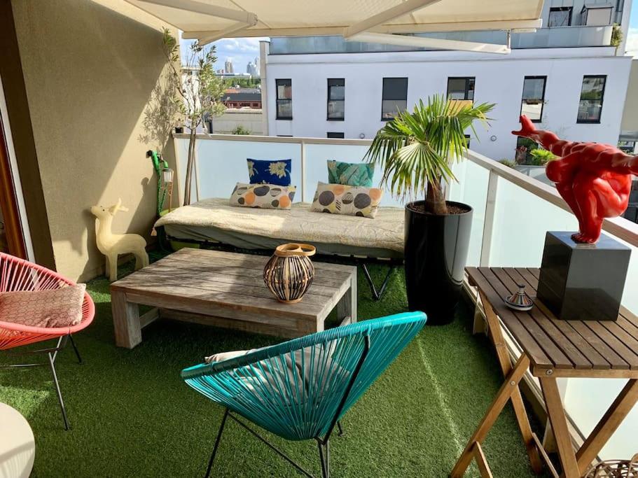 Paris-Stade De France 3 rooms Parking Metro - B&B Saint-Denis