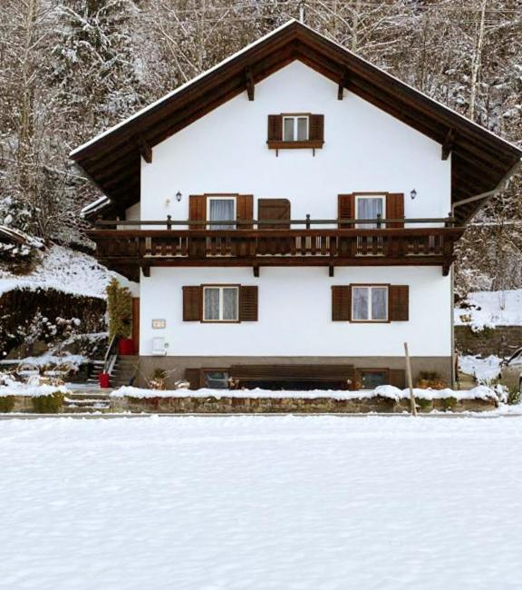 Haus I'mperfect - Ferienwohnung Stumm