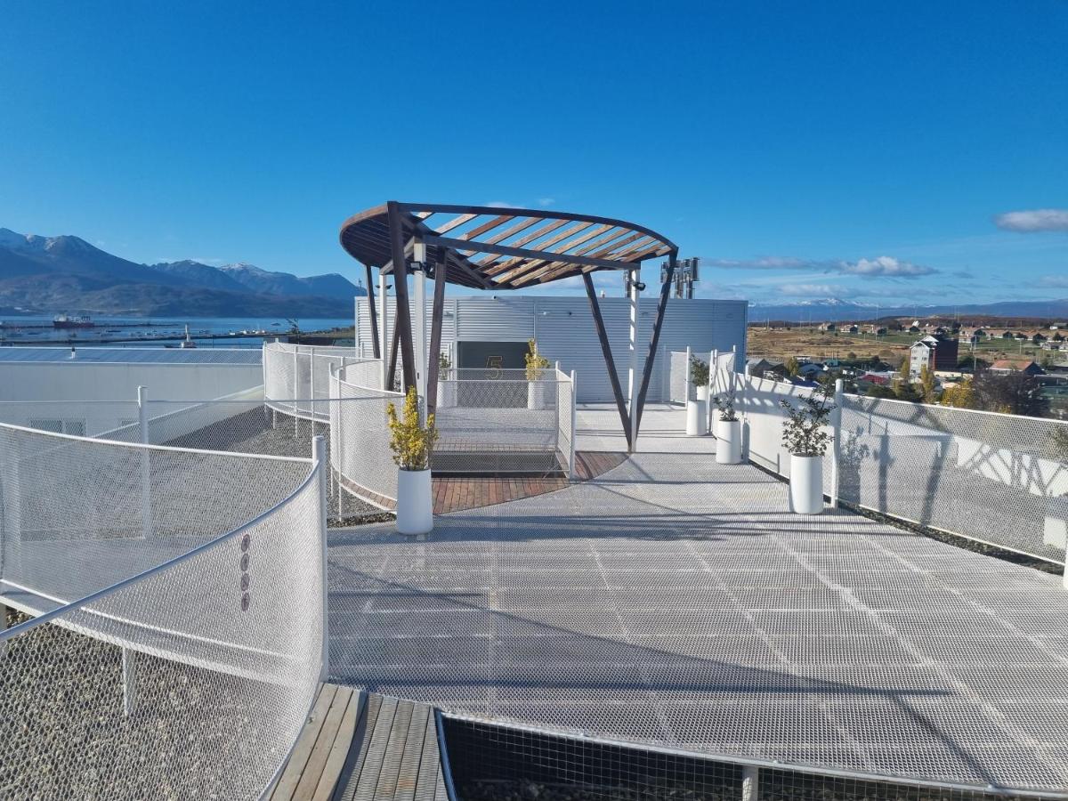 Cálido estudio con balcón y vistas a las montañas - B&B Ushuaia
