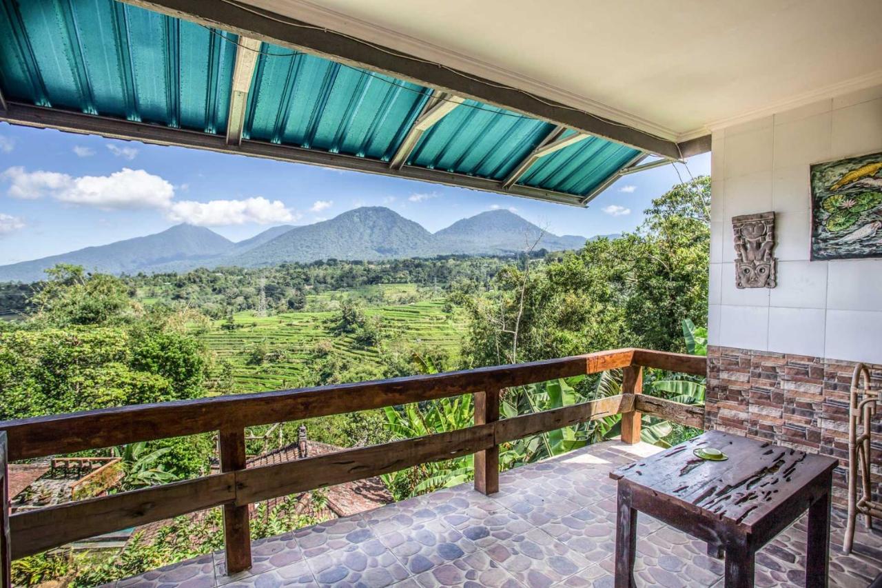 Camera Matrimoniale con Vista Montagna