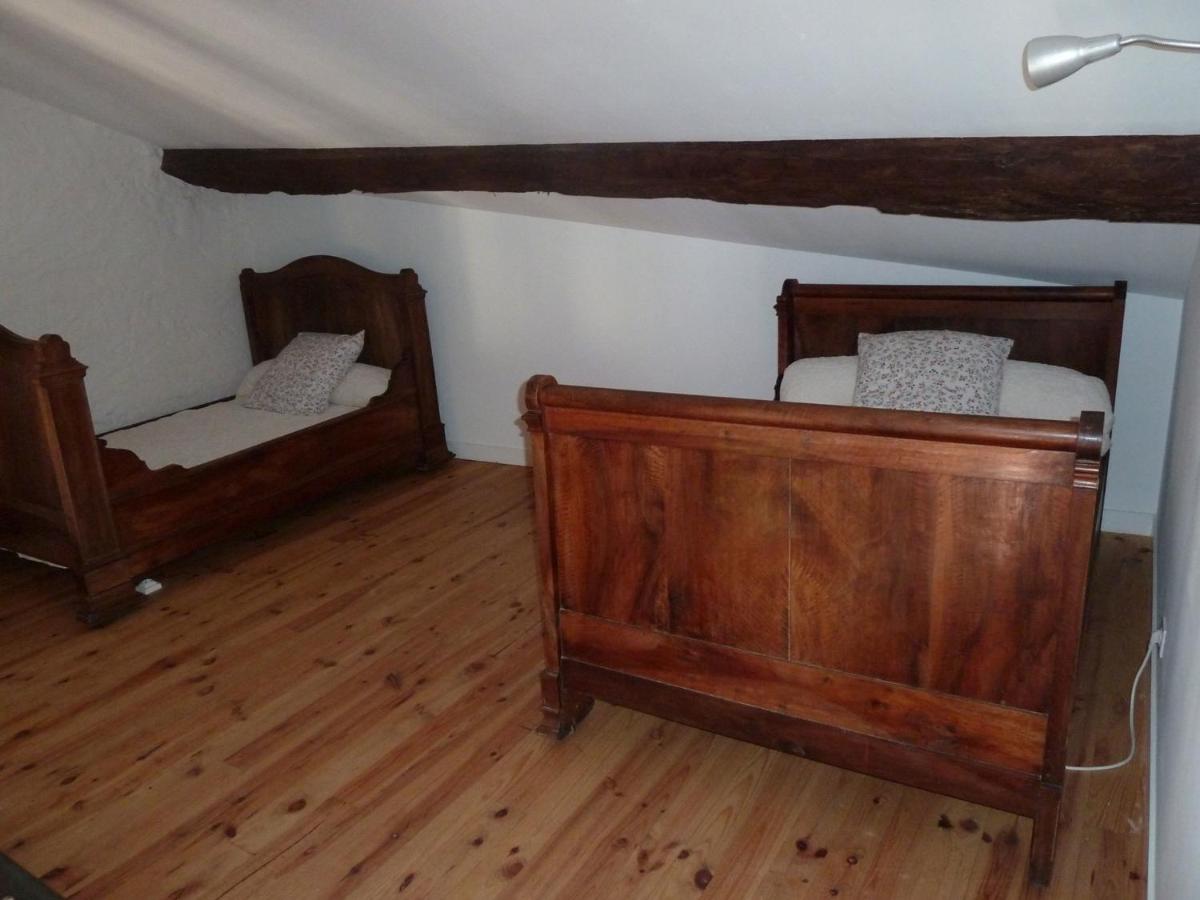 Cottage Passage