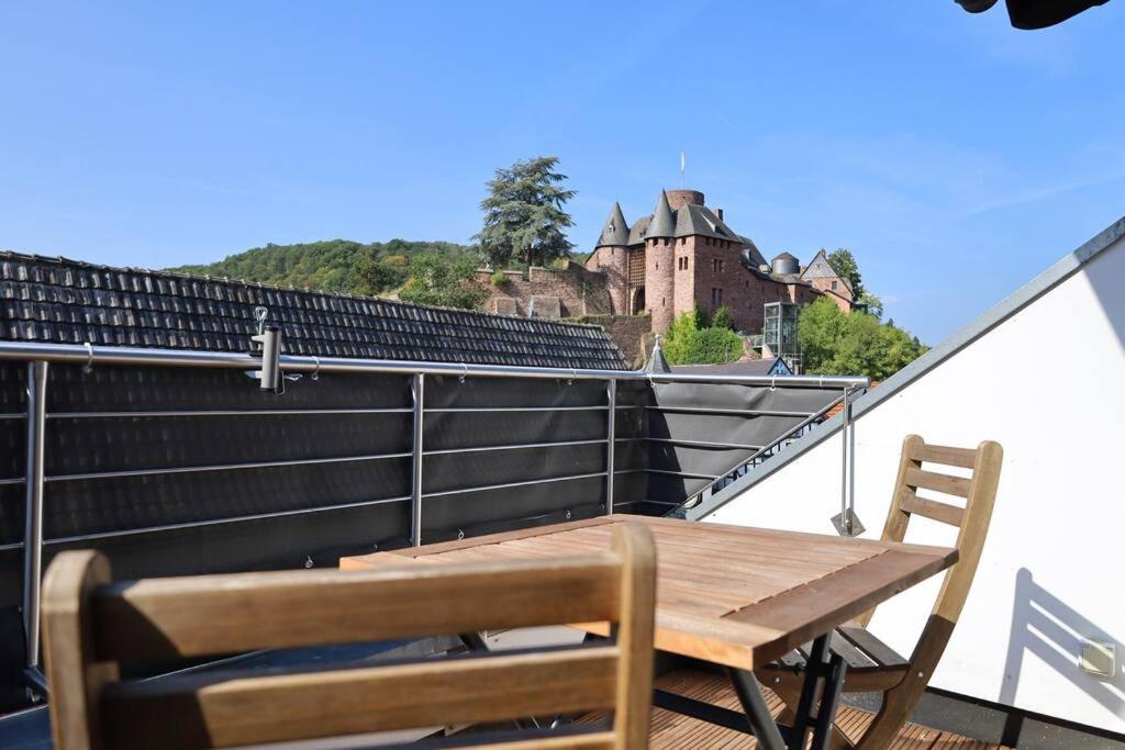 Ferienwohnung Heimbach Burgblick - Bed and Breakfast
