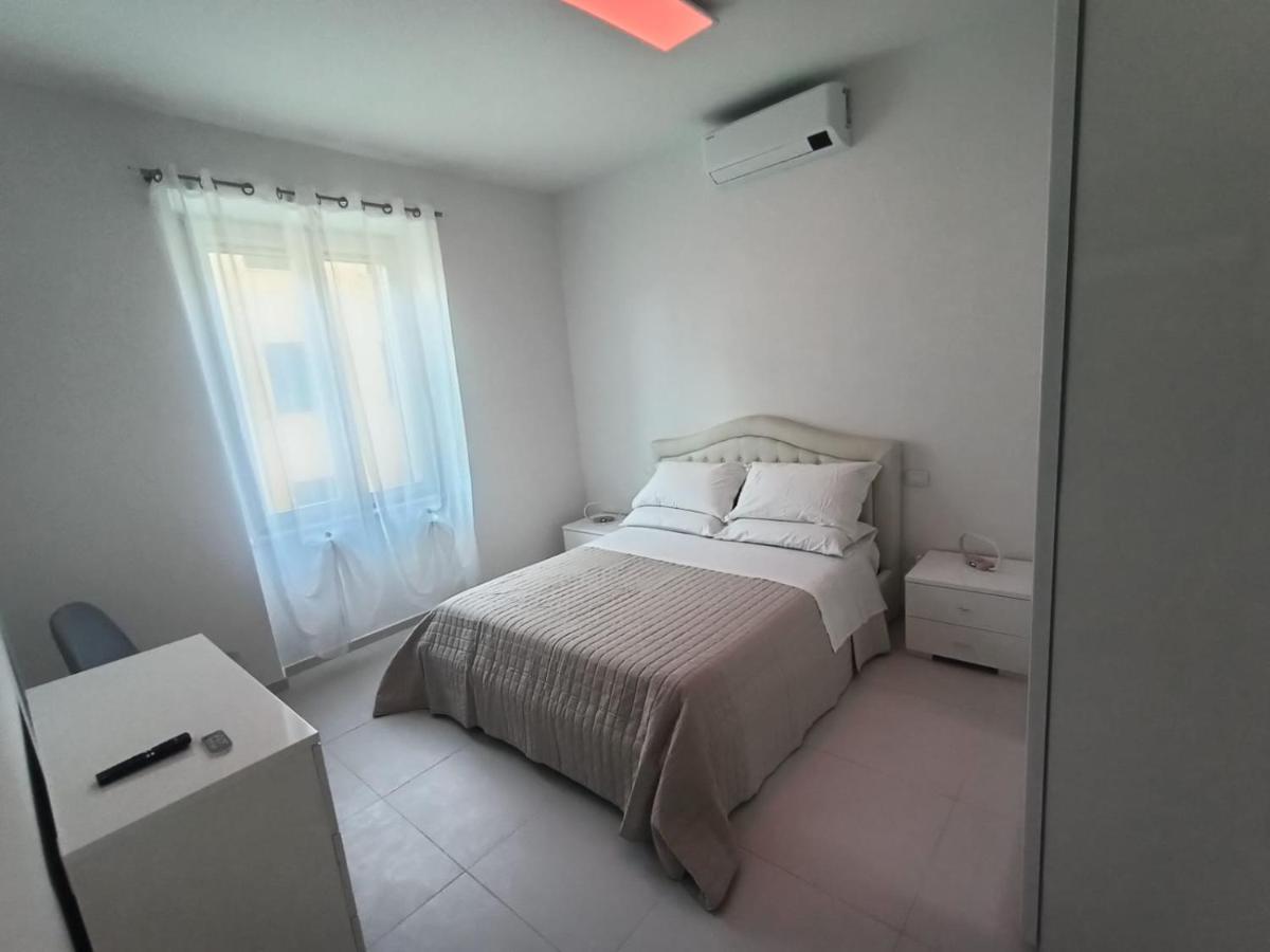 Casa Vacanze Il Divano Rosso - B&B Foligno