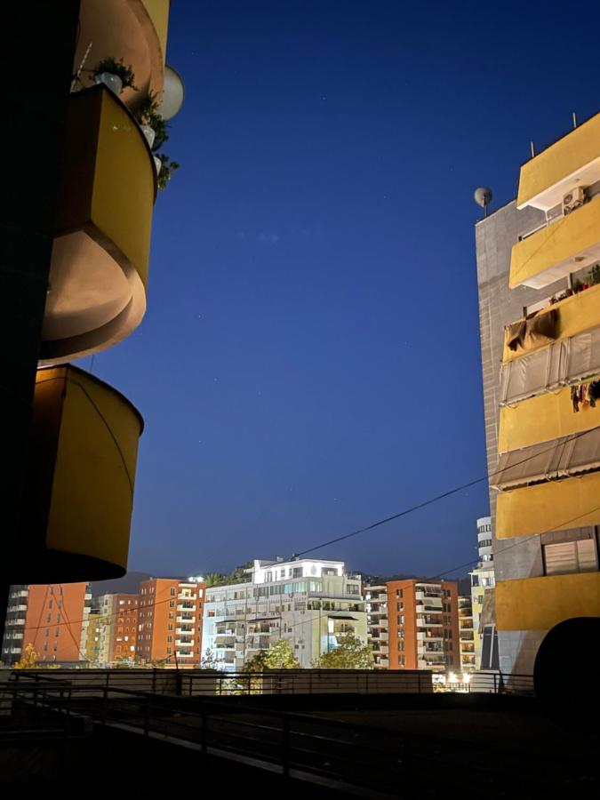 CONDOR CENTER TIRANA Apartment - Bed and Breakfast Tirana