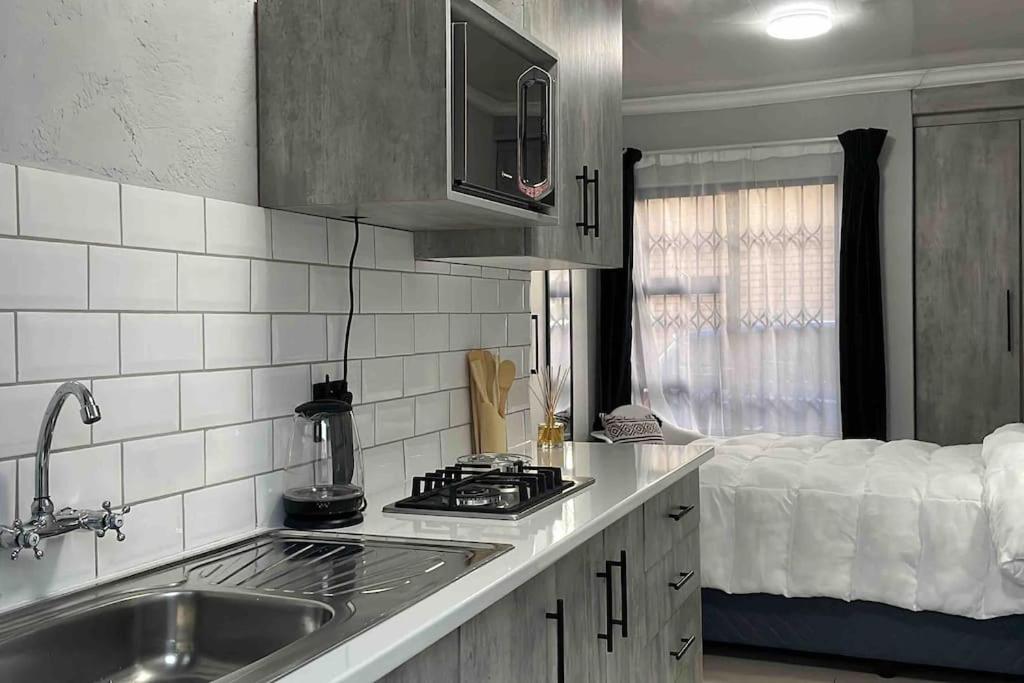 Studios at Monarch Inn - B&B Polokwane