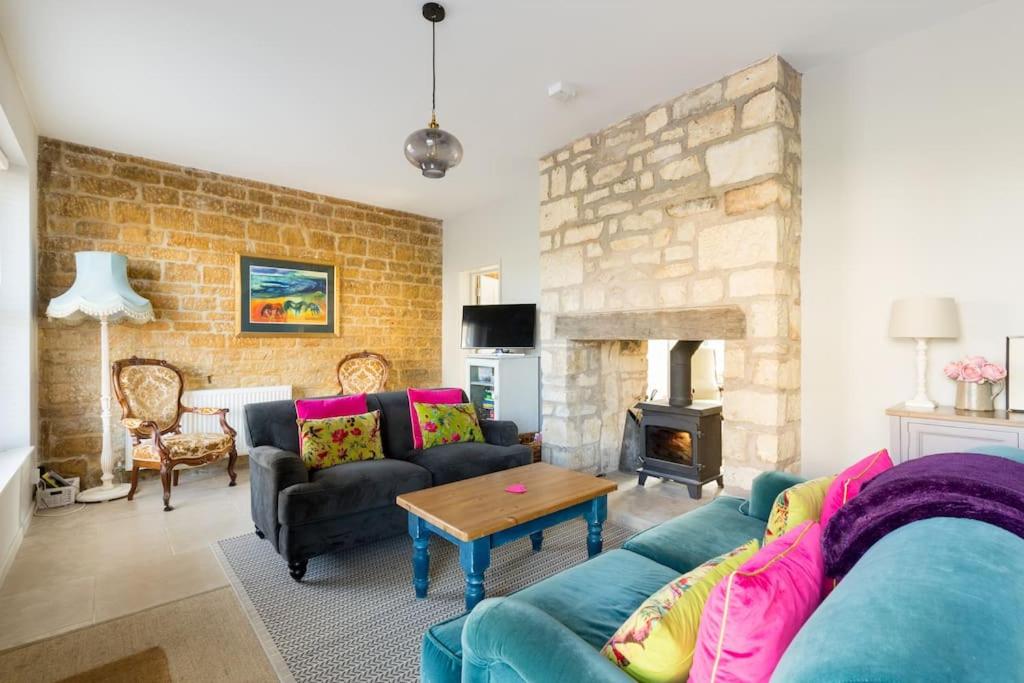 B&B Winchcombe - Anchor Weighbridge House, Winchcombe - 4 bed, 4 bath - Bed and Breakfast Winchcombe